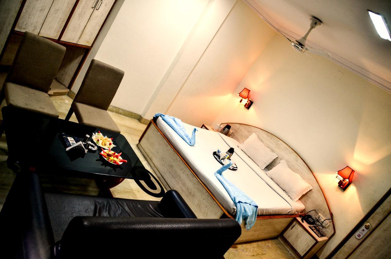 Hotel Aryan Jharsuguda Kültér fotó