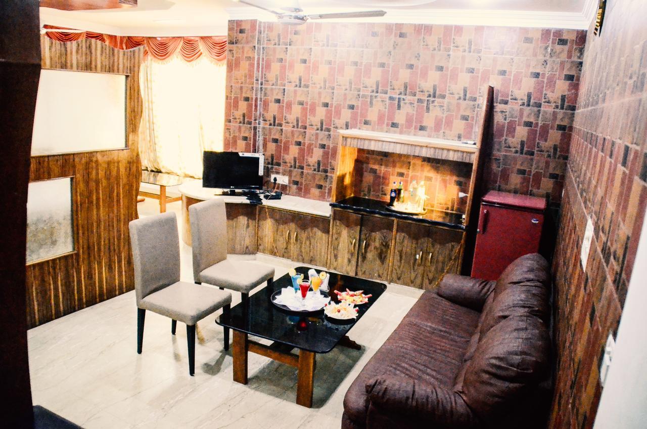 Hotel Aryan Jharsuguda Kültér fotó